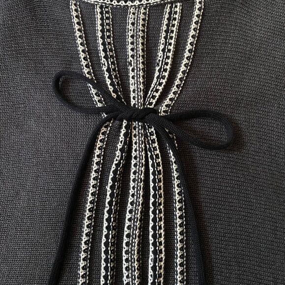 RBX Tie Front Sweater Womens Size L Dark Gray White Fluted Ribbed Knit Sleeves - Picture 3 of 16